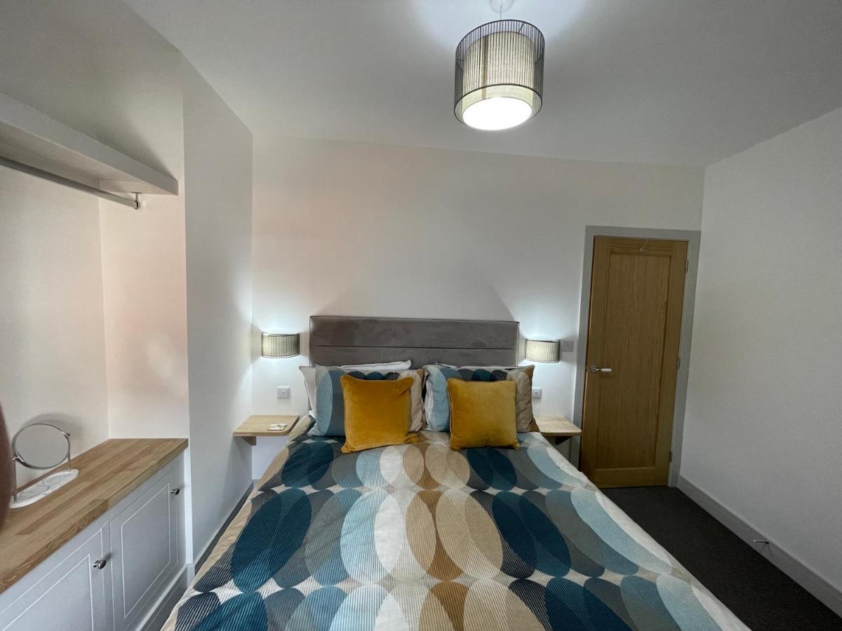 Lees Lookout Holt ,2 Bedroom Luxury Apartment With Private Parking Bagian luar foto