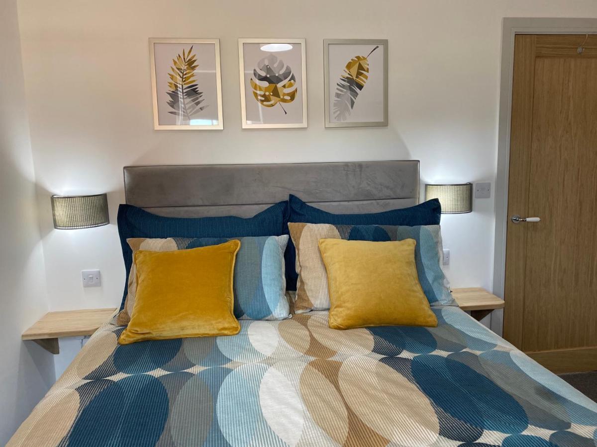 Lees Lookout Holt ,2 Bedroom Luxury Apartment With Private Parking Bagian luar foto